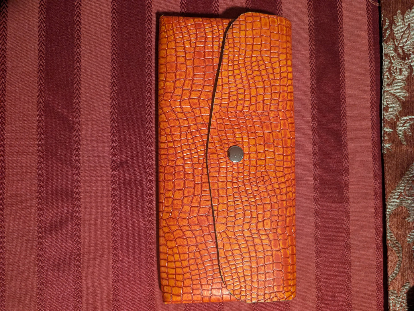 Clutch wallet